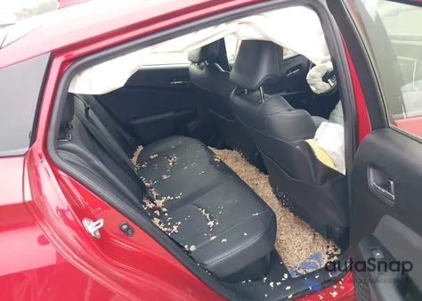 2016 Toyota Prius Three Touring из США, поврежденный, VIN JTDKARFU2G3502134